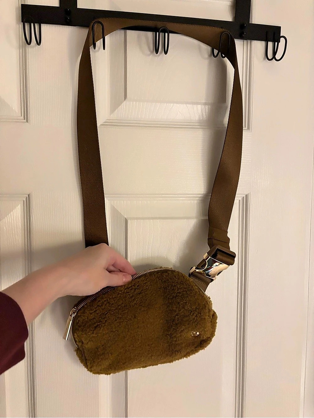 lululemon Everywhere Belt Bag *Fleece Sherpa Crossbody Bag, Brown